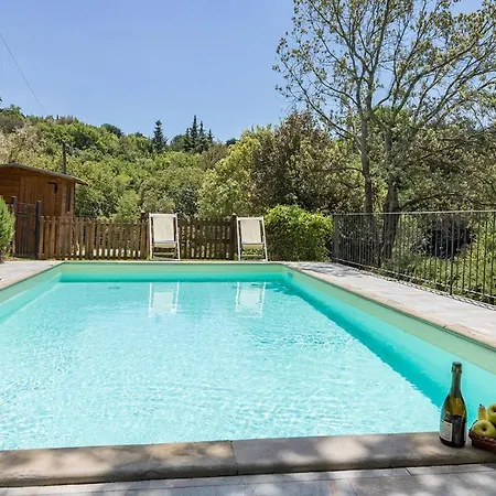 Вілла I Mandorli 8, Emma