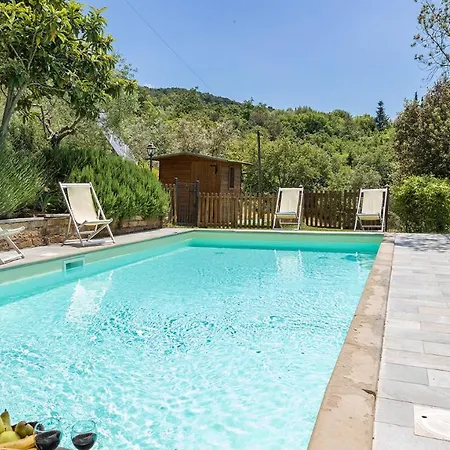 I Mandorli 8, Emma *