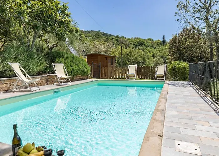 I Mandorli 8, Emma *