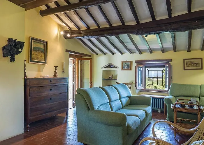 Villa I Mandorli 8, Emma Cortona